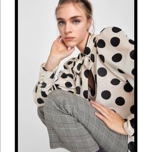 Zara Ecru  Black Polka dots